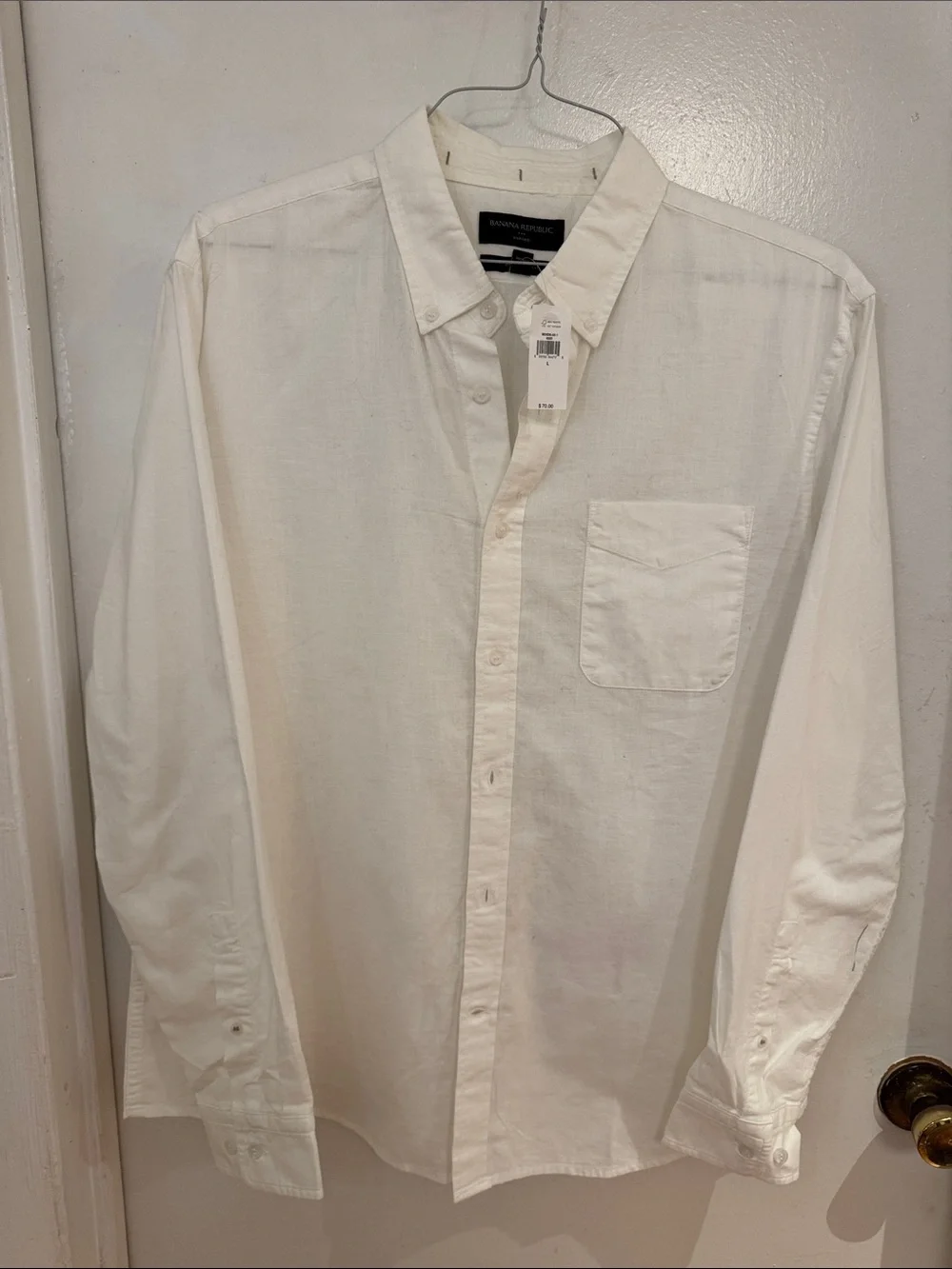 Banana Republic Men’s White Button-Down Shirt with Chest Pocket 100% Cotton
